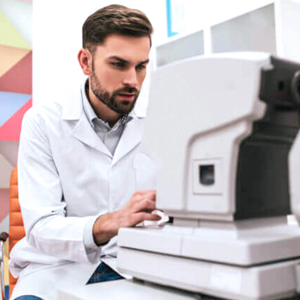 optometrist in Blaine